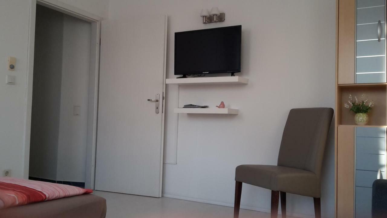 Ferienwohnung "An Der Wuerschnitz" Хемниц Экстерьер фото